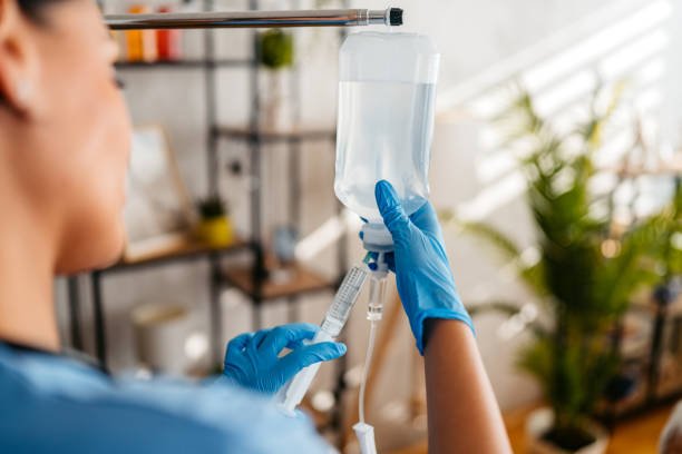 IV Drip Administration at Home in Lahore